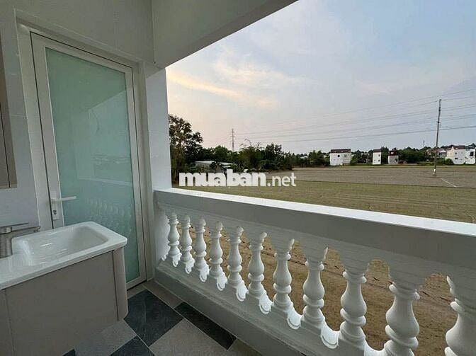 🌹🌹CHO THUÊ NHÀ MỚI - 132m2 SÁT BÊN KHU VƯỢT LŨ - GẦN TRUNG TÂM