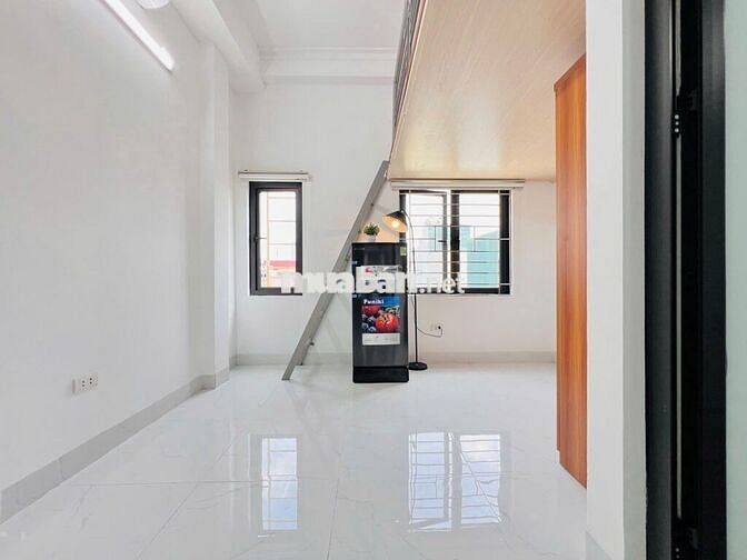 Trống tầng 2 và 5 ở mặt đường ngõ 1 Bùi Xương Trạch không ngách