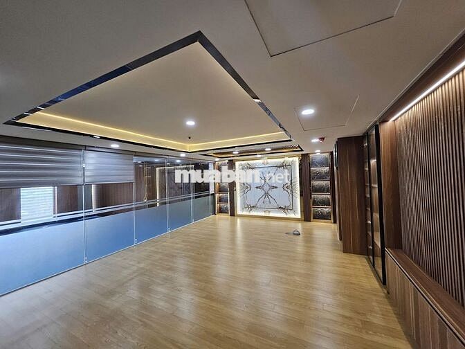 Văn phòng đường Nguyễn Hữu Thọ - 407m2 - 86,58 tr/th