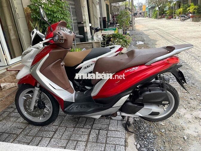 Piaggio Medley 2016 Đỏ Ý, abs,đề từ.  bs67 125.