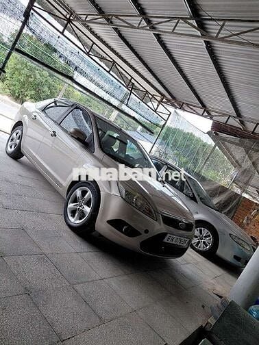 BÁN Focus 2011 Số sàn bản 1.8 chíh chủ bán bao ký