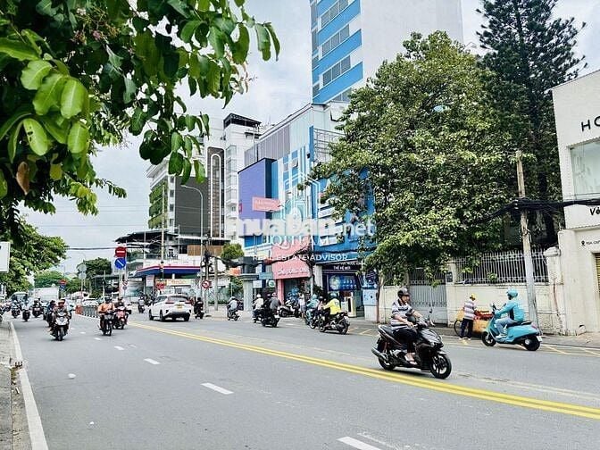 CHỈ 50TR MẶT TIỀN TRUNG TÂM QUẬN 3 400M2 CHO CÁC SHOWROOM, SPA ...