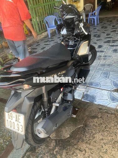 Honda Air Blade 4val 2024 Đen 15.000km