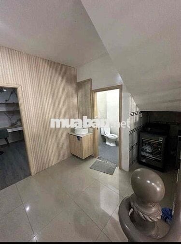 Cho thuê nhà 2 tầng kiệt Lê Duẩn, 2PN, full nội thất
