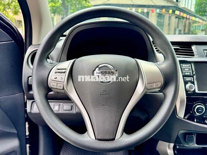 Nissan Navara EL 2020 Dầu 63000 km Đen