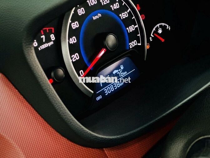 Hyundai i10 Grand 1.2 AT 2020 Trắng Lướt 30,000 Km