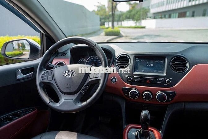 Hyundai i10 Grand 1.2 AT 2020 Trắng Lướt 30,000 Km