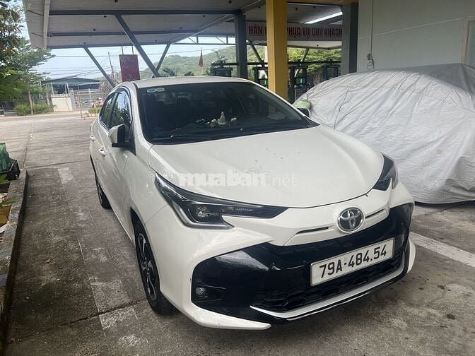 Toyota Vios E CVT 2023 Trắng Tự động