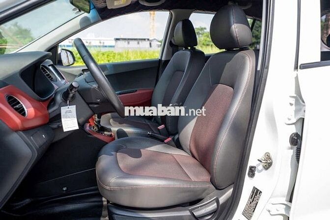 Hyundai i10 Grand 1.2 AT 2020 Trắng Lướt 30,000 Km