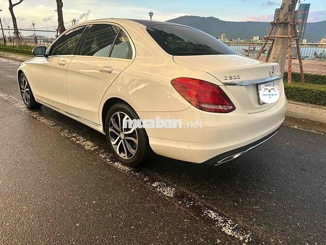 Mercedes-Benz C200 2015 Trắng 120000 km