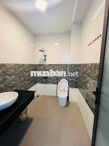 CHO THUÊ NHÀ MẶT TIỀN LÊ THANH NGHỊ 3.5 TẦNG