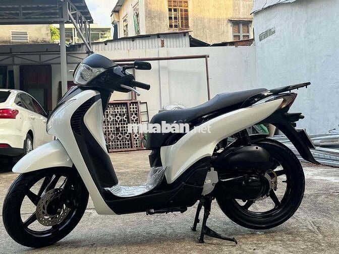 Honda SH 125 2012 Trắng nhập 3 cục xe đẹp keng