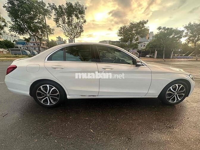Mercedes-Benz C200 2015 Trắng 120000 km