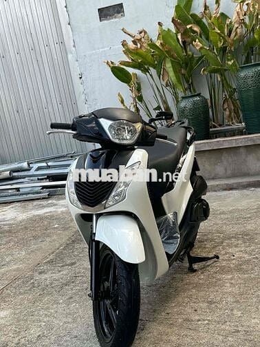 Honda SH 125 2012 Trắng nhập 3 cục xe đẹp keng