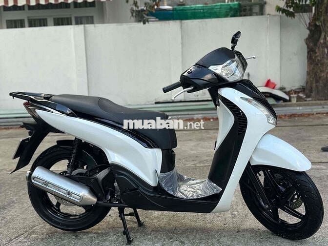 Honda SH 125 2012 Trắng nhập 3 cục xe đẹp keng