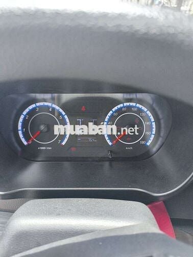 Xe tải van Teraco V8 2026 Bạc 754 km