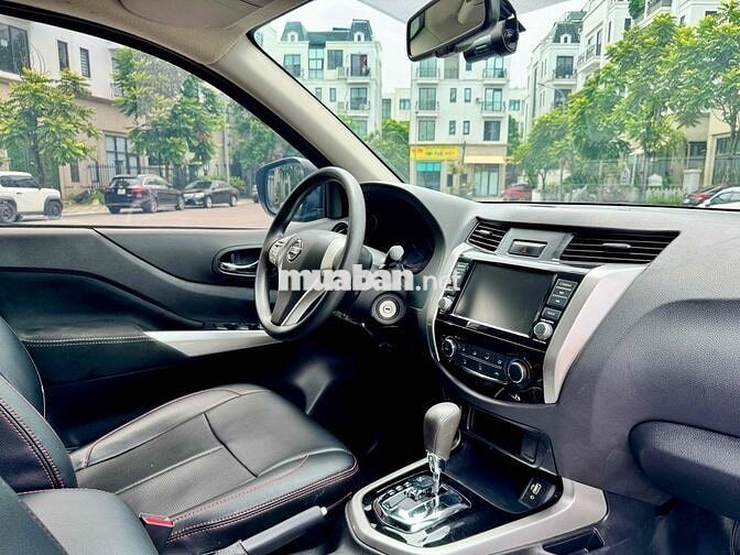 Nissan Navara EL 2020 Dầu 63000 km Đen