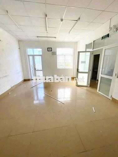 Cho Thuê Toà Nhà 5 Tầng Mặt Tiền Đường 30/4 Gần Chợ Vincom Xuân Khánh