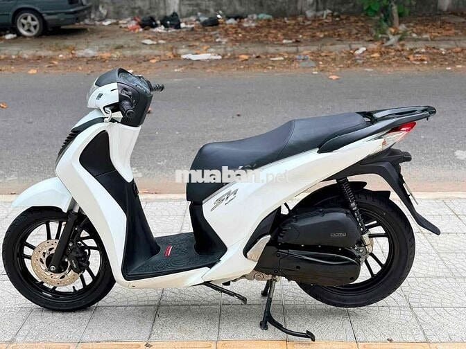 Honda SH 125 Trắng đen