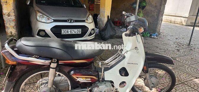Honda Dream 2005 Trắng Đen Đỏ