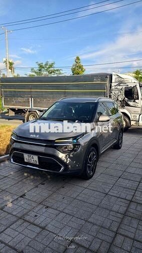 Kia Carens 7 chỗ màu Xám