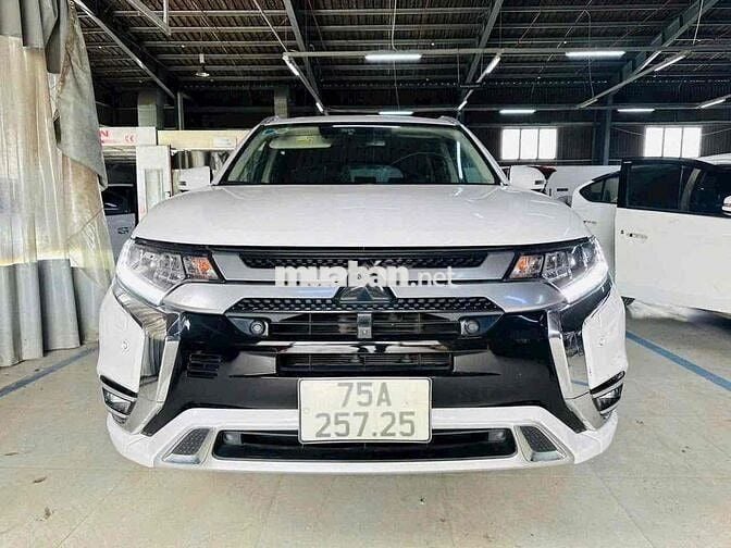 Mitsubishi Outlander CVT Premium SX 2022