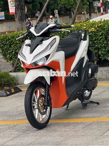 Honda Vario 150cc 2021 Trắng cam Smartkey