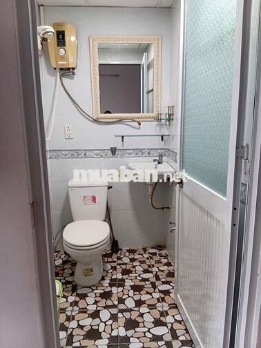 Cho thuê căn hộ 137m2,  2PN, 3WC, nội thất đầy đủ, tại KĐT Chí Linh