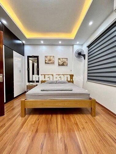 NHÀ PHÂN LÔ XÂY MỚI 6 TẦNG - GARA OTO- LÕI TRUNG TÂM QUẬN THANH XUÂN