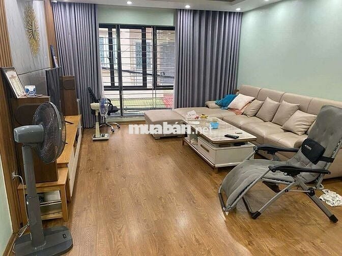 Phố Trạm - Nguyên Căn 60m2 - 5 Tầng - Full. Đồ - Gara