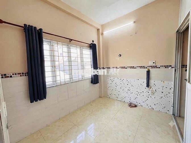 Quận 7 – BÙI VĂN BA - 3 Tỷ 450 - Nhà 3 Tầng- Ngang 4,2m - Hẻm 2,5m