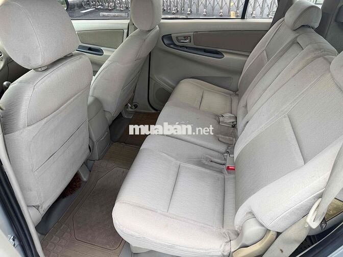 Toyota Innova 2016 Số sàn Bạc