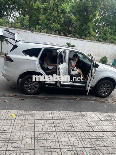Isuzu MUX  đk t12/ 2025 Trắng 7000km