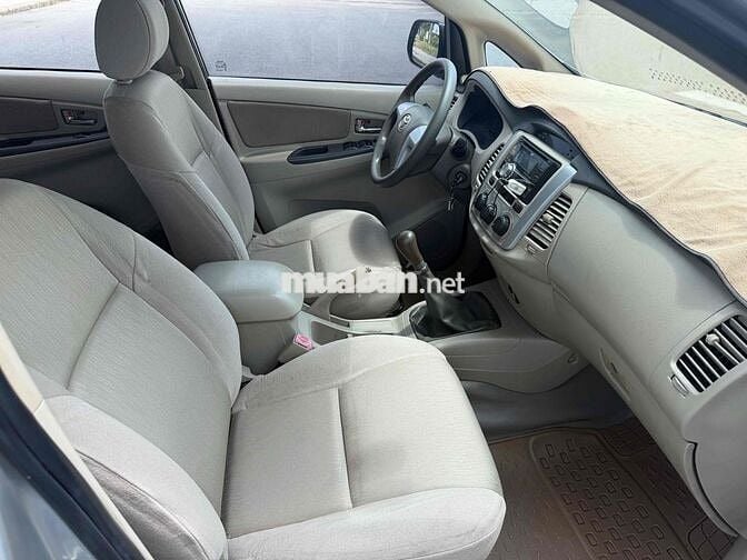Toyota Innova 2016 Số sàn Bạc