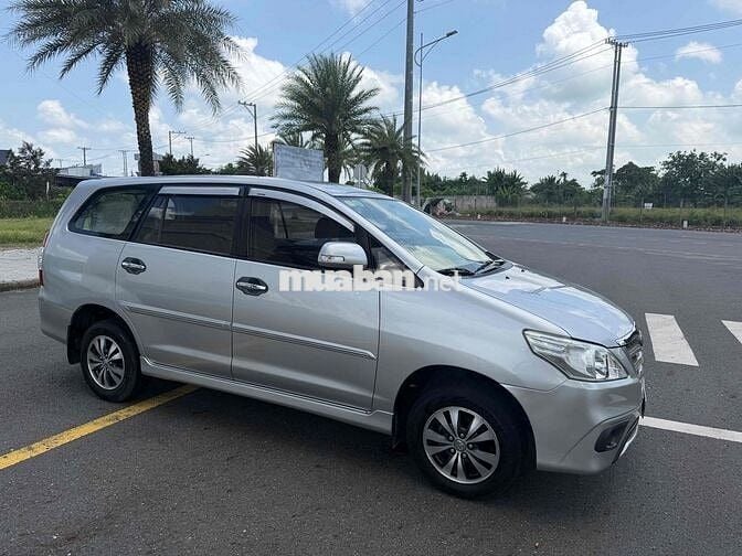 Toyota Innova 2016 Số sàn Bạc