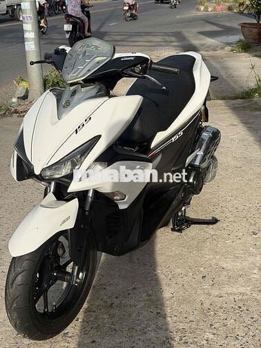 Yamaha NVX 155 Trắng