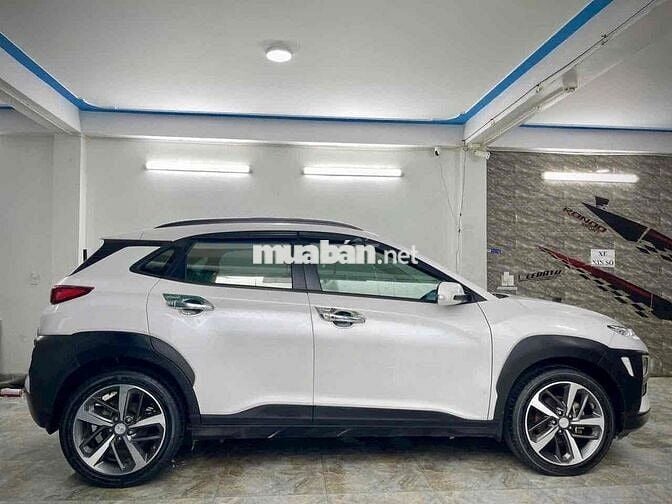 Hyundai Kona 2024 Trắng 5 chỗ