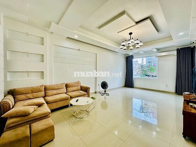 68m diện tích đẹp rộng mênh mông,kinh doanh tốt,oto ngủ trong nhà