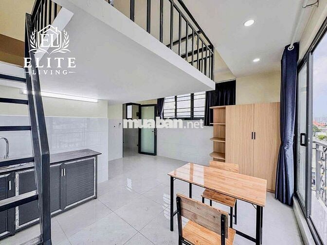 DUPLEX BAN CÔNG NGAY NGÃ TƯ THỦ ĐỨC