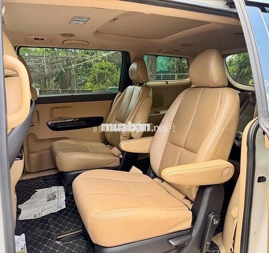 KIA Sedona 2.2 DATH 2019 Trắng Tự động 8v2 km
