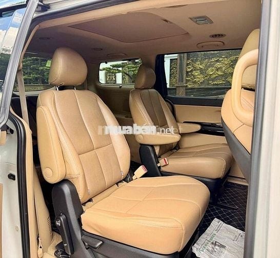 KIA Sedona 2.2 DATH 2019 Trắng Tự động 8v2 km