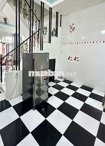 Nhà Trệt Lầu 2 PN hẻm đường Nguyễn Việt Hồng chỉ 5 triệu