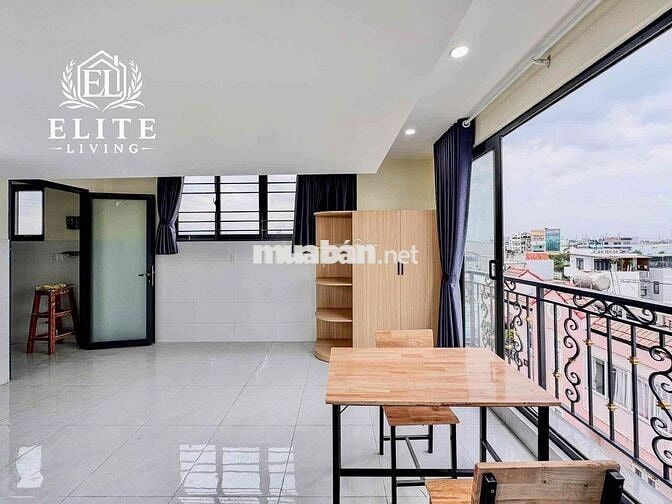 DUPLEX BAN CÔNG NGAY NGÃ TƯ THỦ ĐỨC