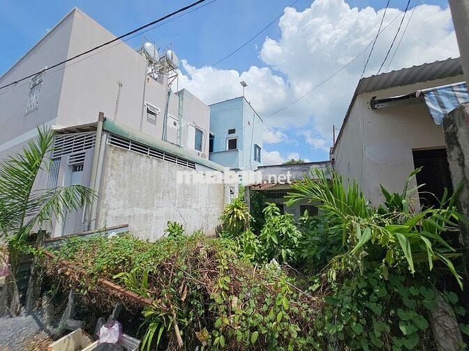 CHỦ KẸT TIỀN BÁN ĐẤT TẶNG NHÀ 192M2 NGAY THỊ TRẤN CỦ CHI SỔ HỒNG RIÊNG