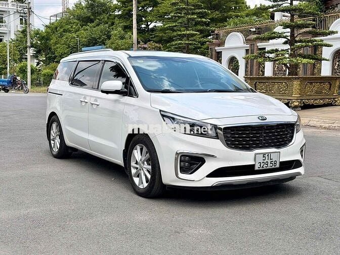 KIA Sedona 2.2 DATH 2019 Trắng Tự động 8v2 km