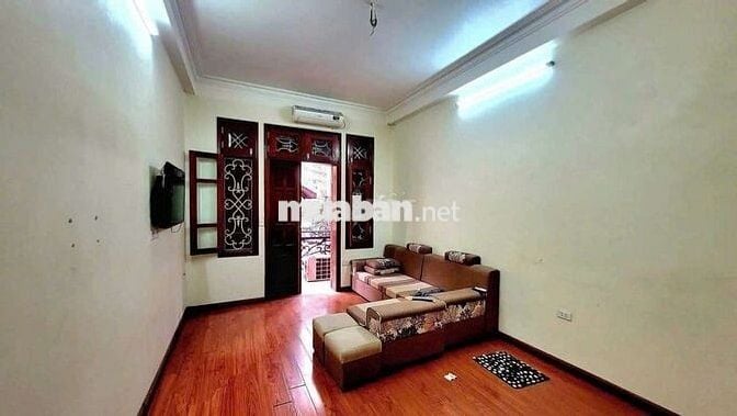 cho thuê nhà 4 tầng sử dụng 260m2 phù hợp làm vp+Ở