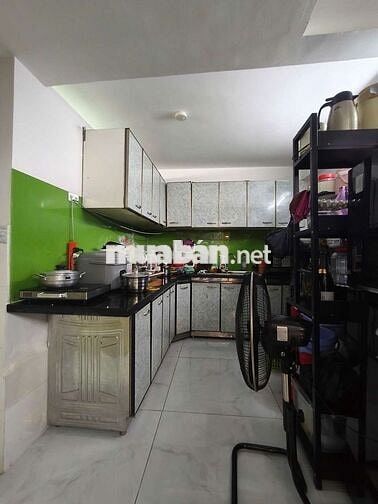 Nhà mặt tiền đường khu bình phú
