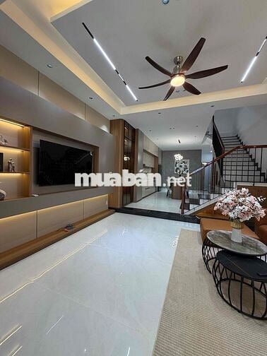 cho thuê nhà 3 tầng đường 7m5 THANH LƯƠNG 18, Hoà Xuân, Đà nẵng - vị t
