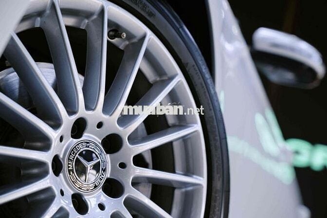 Mercedes-Benz E200 2021 Trắng 38.000 miles