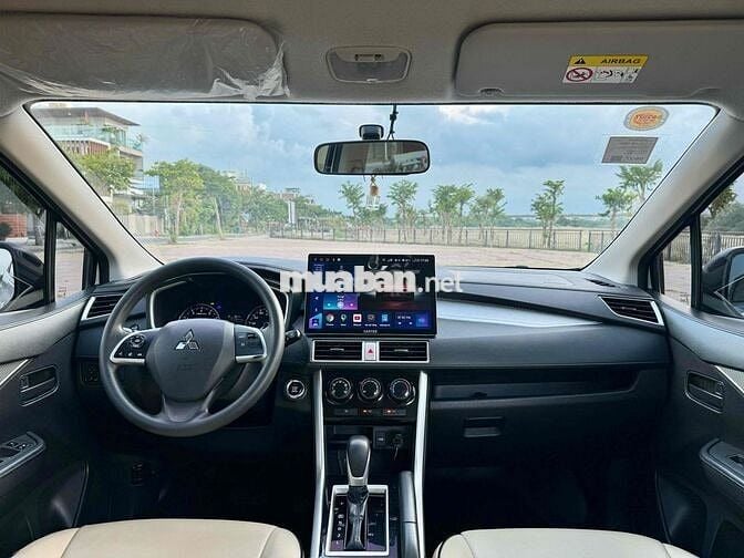 Mitsubishi Xpander AT Eco 2022 Trắng 7 chỗ